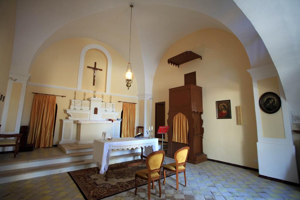Masseria Pittore Savelletri ภายนอก รูปภาพ